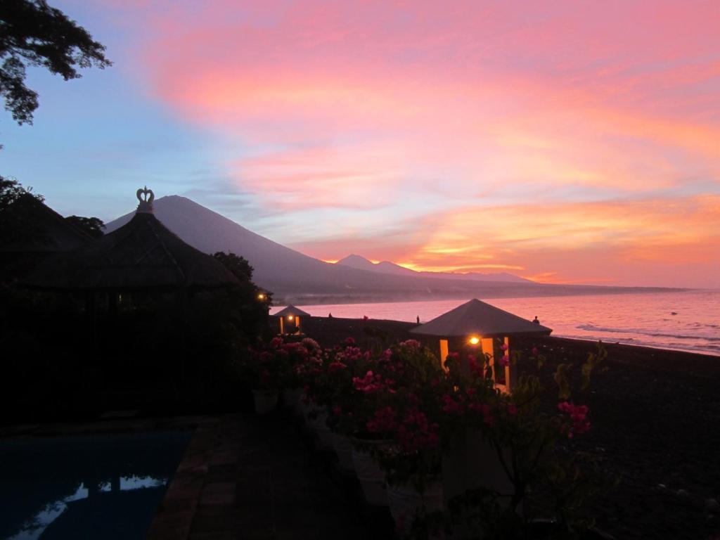 Kembali Beach Bungalows Amed Eksteriør bilde